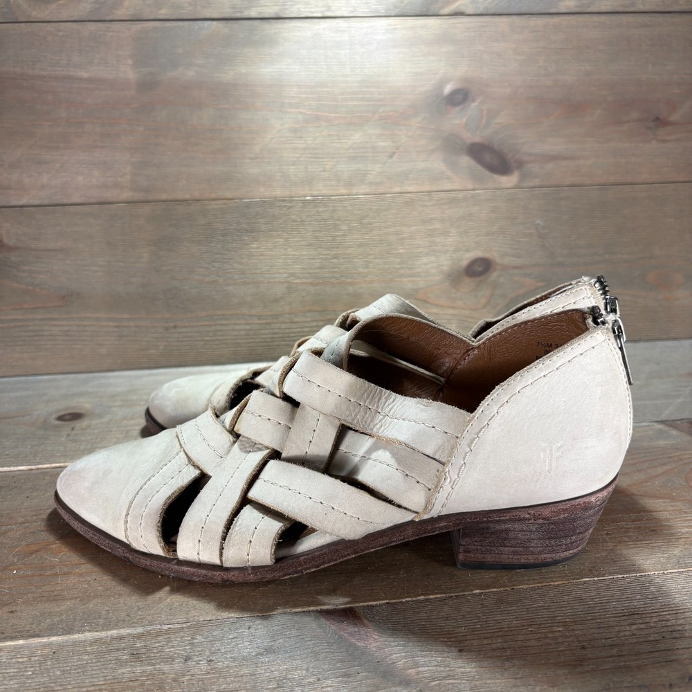 Frye ray Womens size 7.5 shoes Ivory Leather Woven Huarache Back Zip booties
